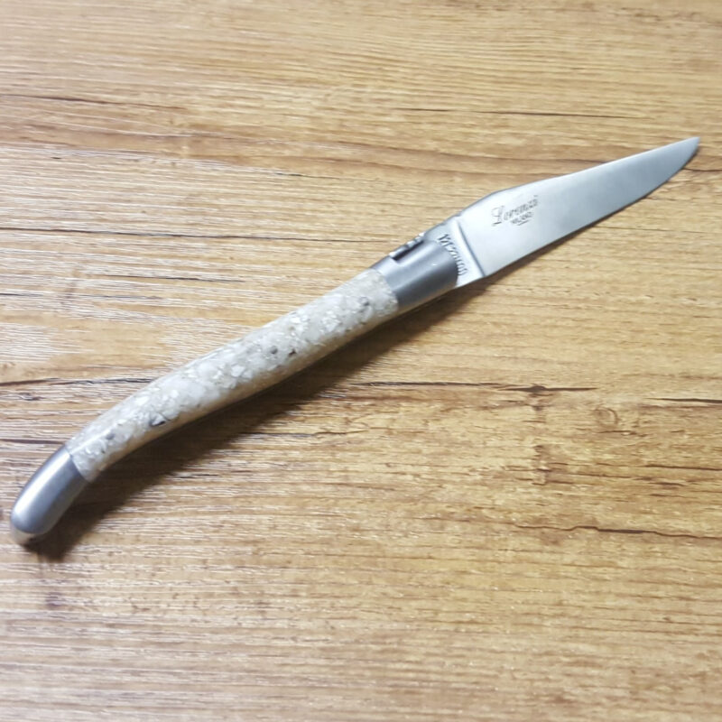 Coltello Laguiolle frammenti di Ostriche